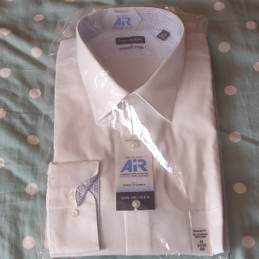 Van Heusen Men's Classic White Dress Shirt